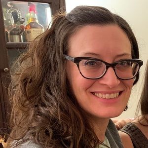 Meet your Posher, Dara